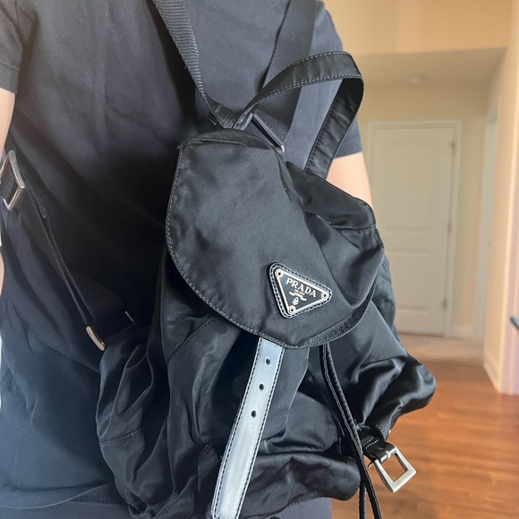 Authentic Prada nylon Backpack small size - Picture 3 of 4